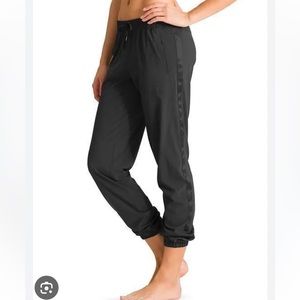 ATHLETA Andale Tuxedo Stripe Jogger‎ Pants